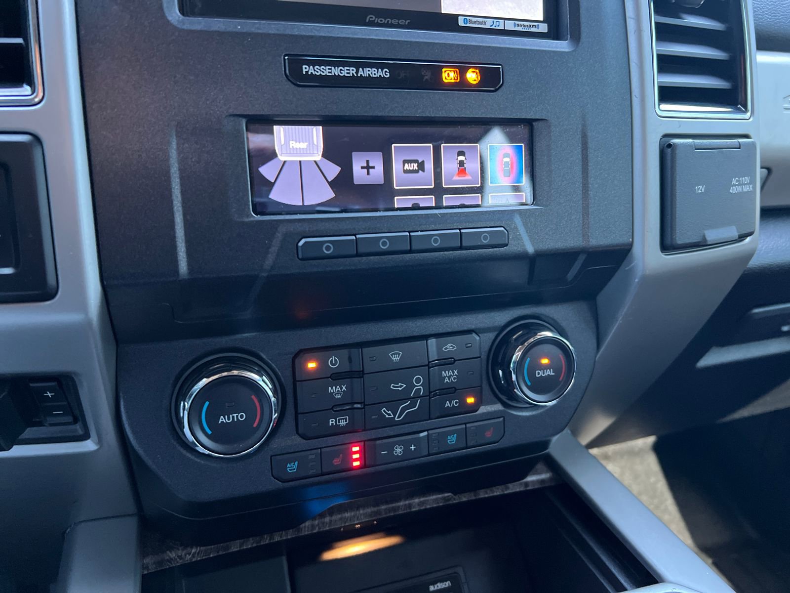 Used 2019 Ford F350 Lariat w/ Lariat Ultimate Package image 31