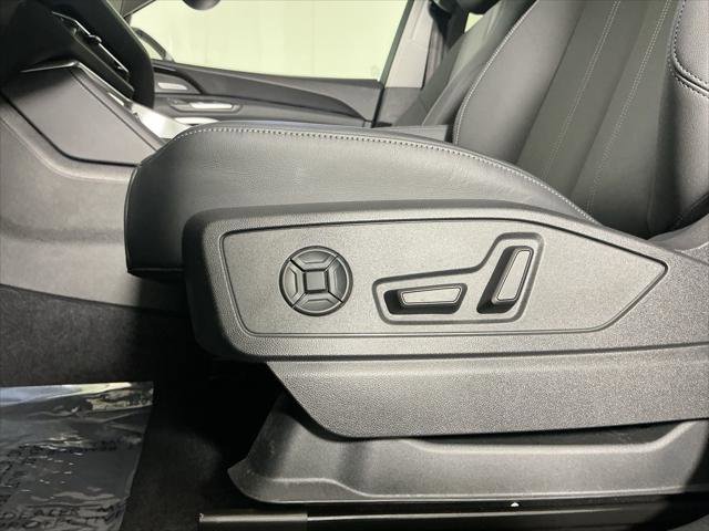 Used 2025 Audi Q5 Premium Plus w/ Premium Plus AWD/4WD image 16