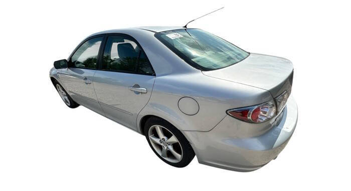 Used 2006 MAZDA MAZDA6 i w/ Convenience Pkg FWD image 3