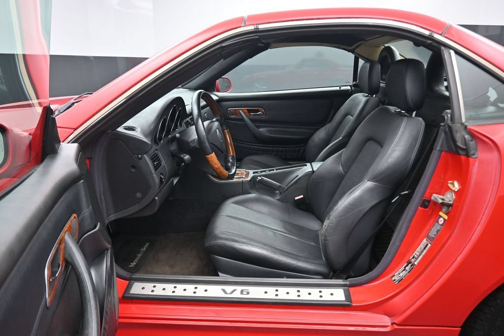 Used 2002 Mercedes-Benz SLK 320 image 11