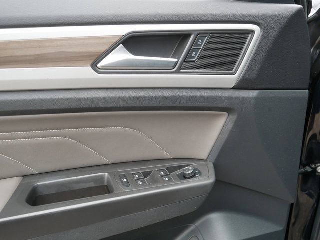Certified 2023 Volkswagen Atlas SEL AWD/4WD image 16