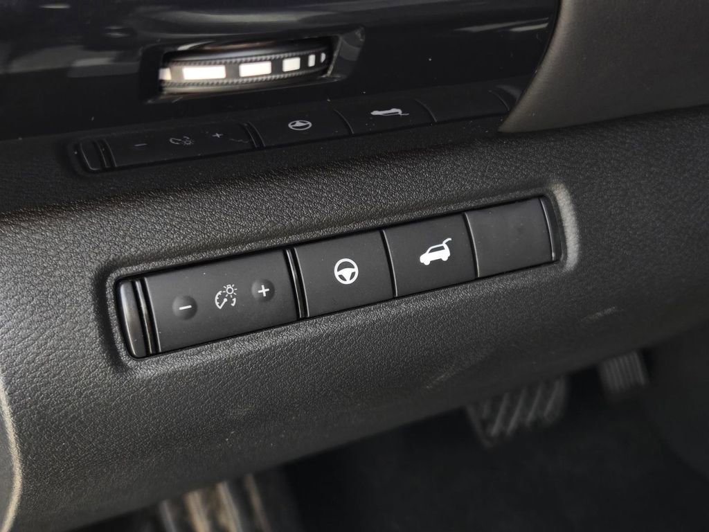 New 2026 Nissan Pathfinder SV FWD image 18