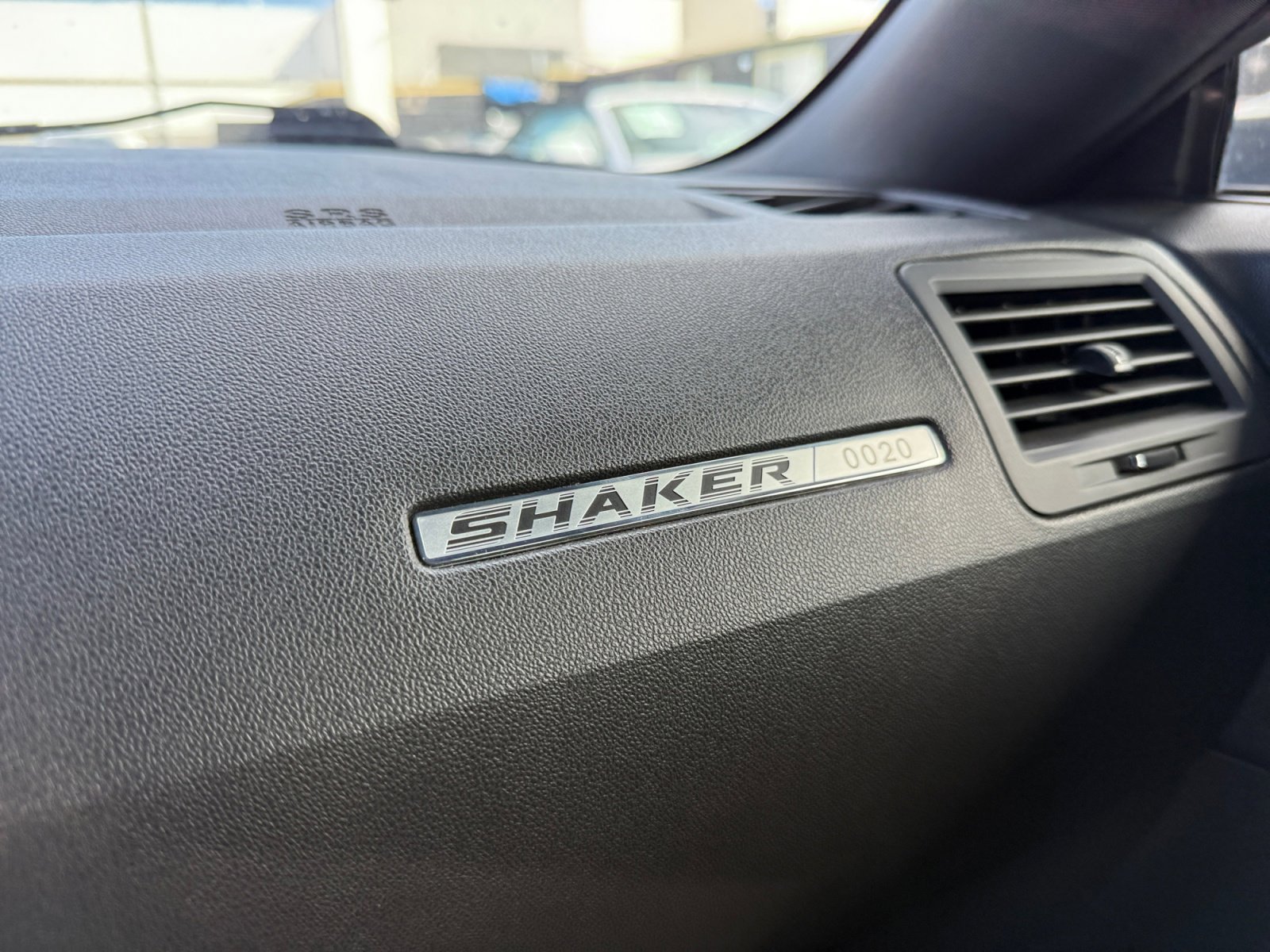 Used 2014 Dodge Challenger R/T image 17