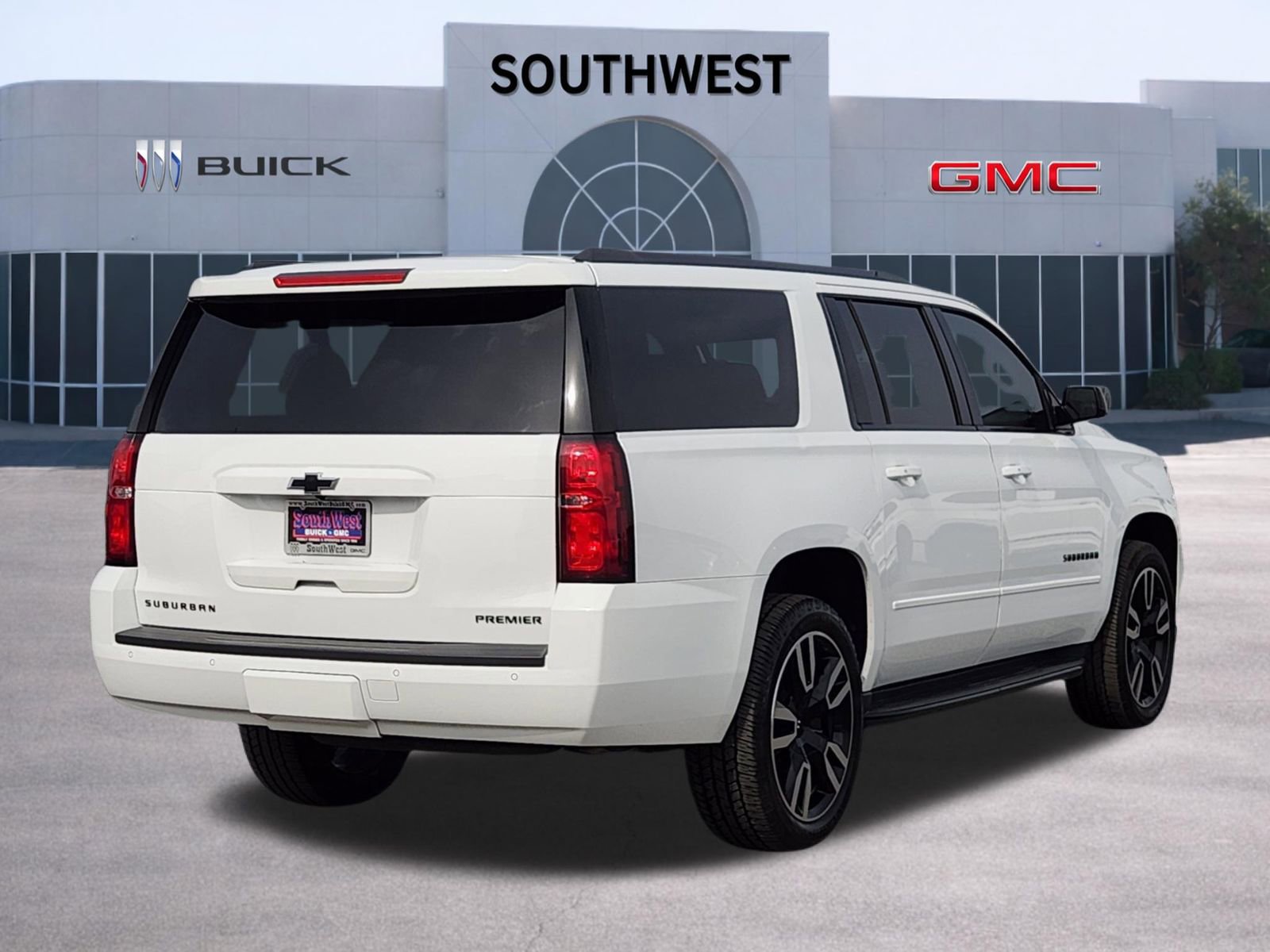 Used 2019 Chevrolet Suburban Premier image 5