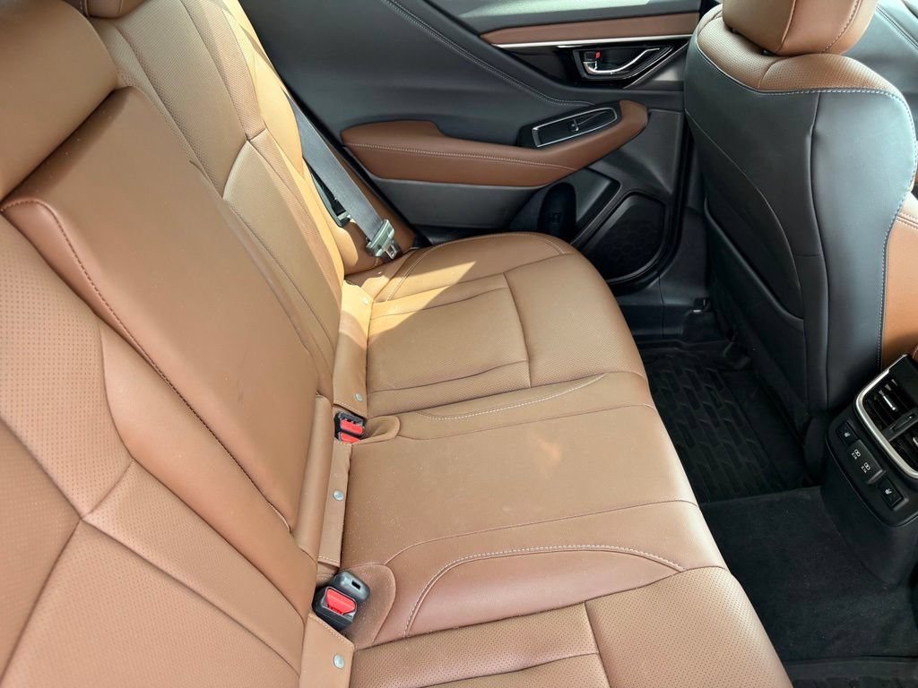 Used 2022 Subaru Outback Touring AWD/4WD image 19