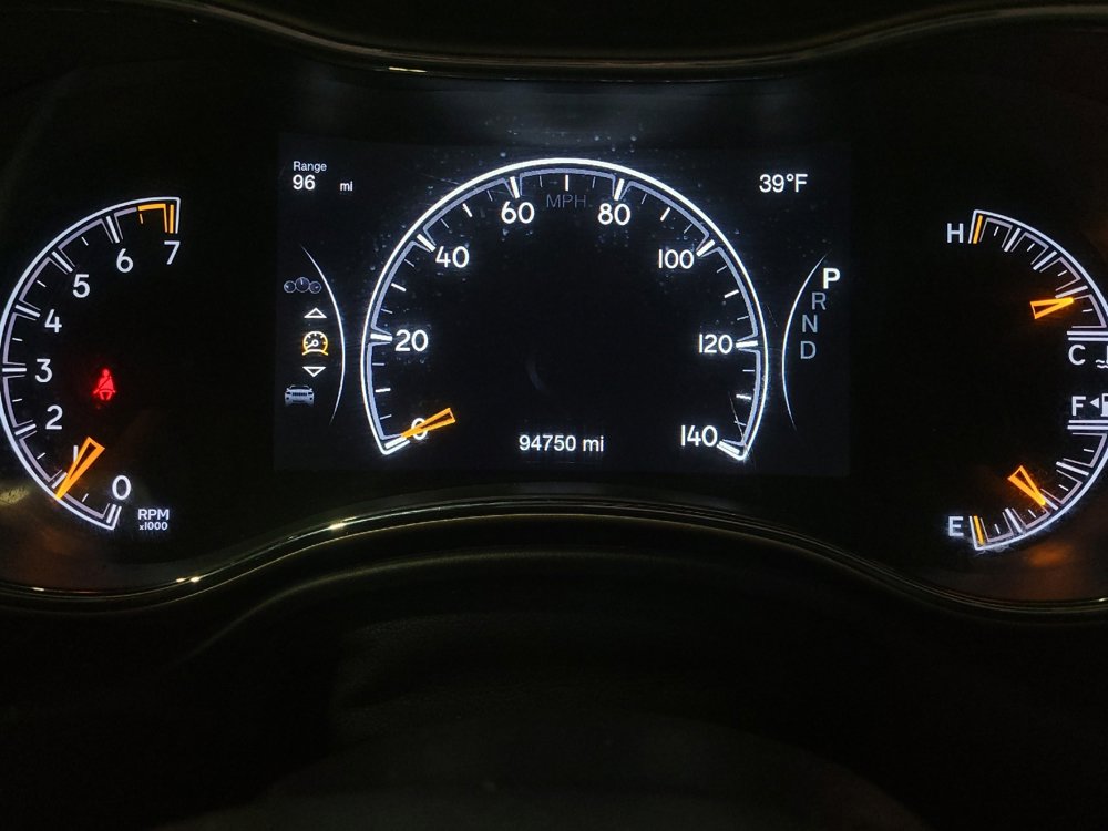 Used 2017 Jeep Grand Cherokee Laredo w/ Quick Order Package 23E image 23