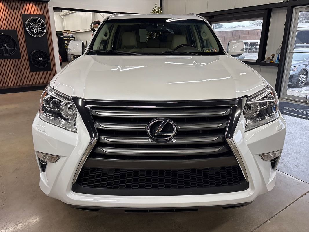 Used 2018 Lexus GX 460 image 17