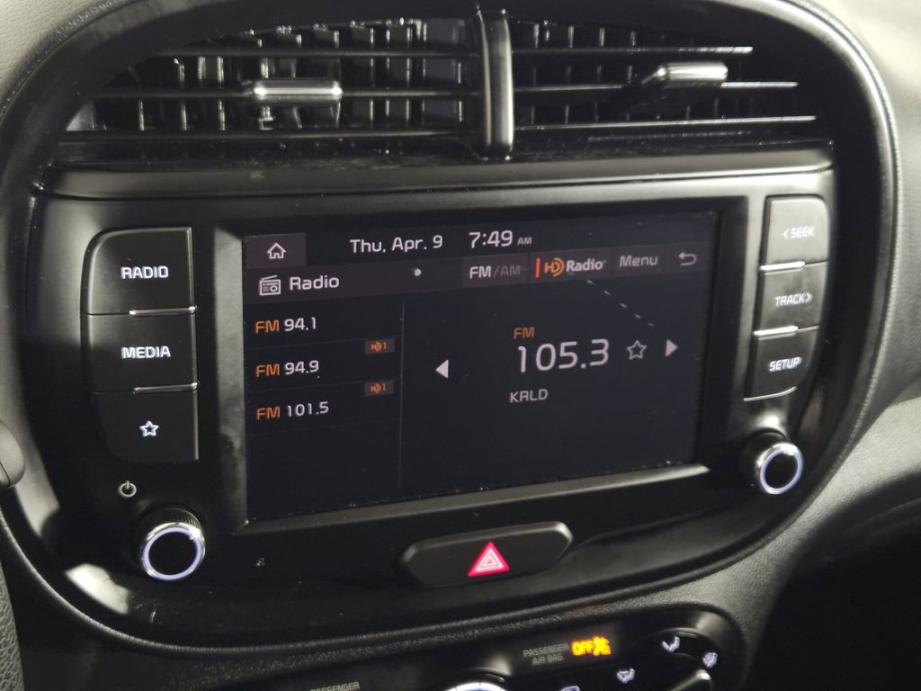 Used 2025 Kia Soul LX w/ LX Technology Package image 12