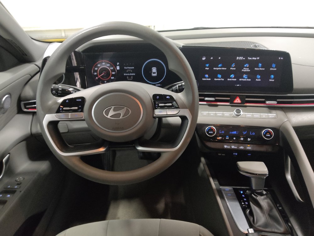 Used 2024 Hyundai Elantra SEL FWD image 22