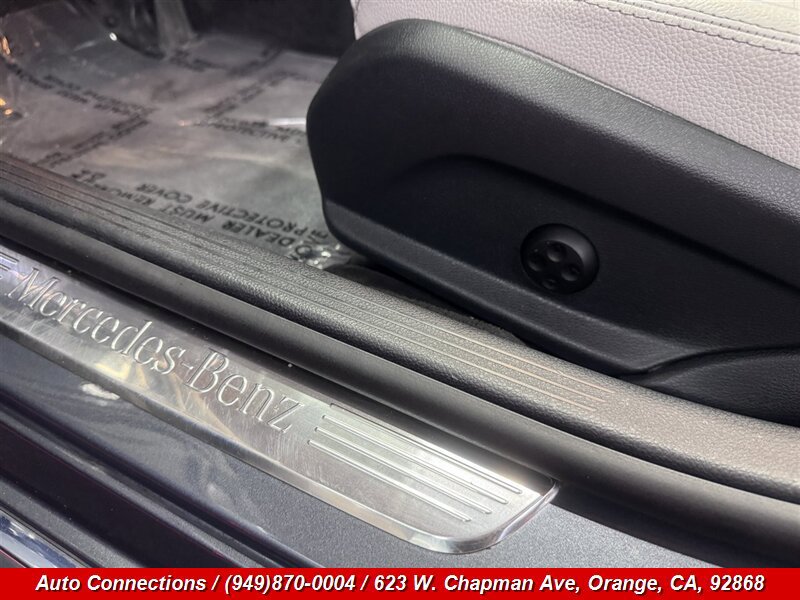 Used 2015 Mercedes-Benz C 300 Sedan image 28