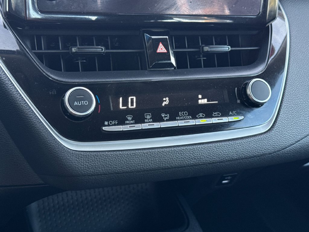 Used 2024 Toyota Corolla LE FWD image 20