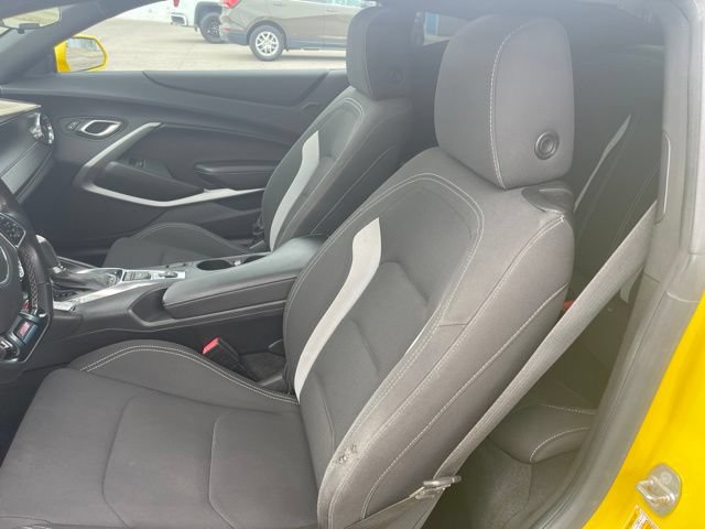 Used 2018 Chevrolet Camaro SS RWD image 14