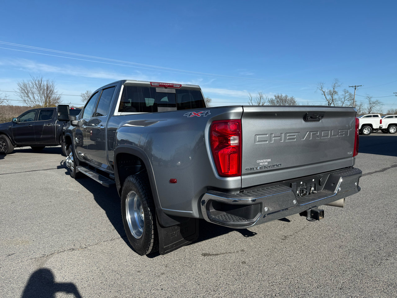 Used 2025 Chevrolet Silverado 3500 LTZ w/ LTZ Texas Edition image 14