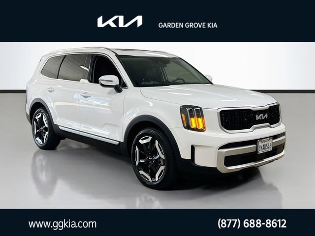 Certified 2024 Kia Telluride EX w/ EX Captain's Chair Package