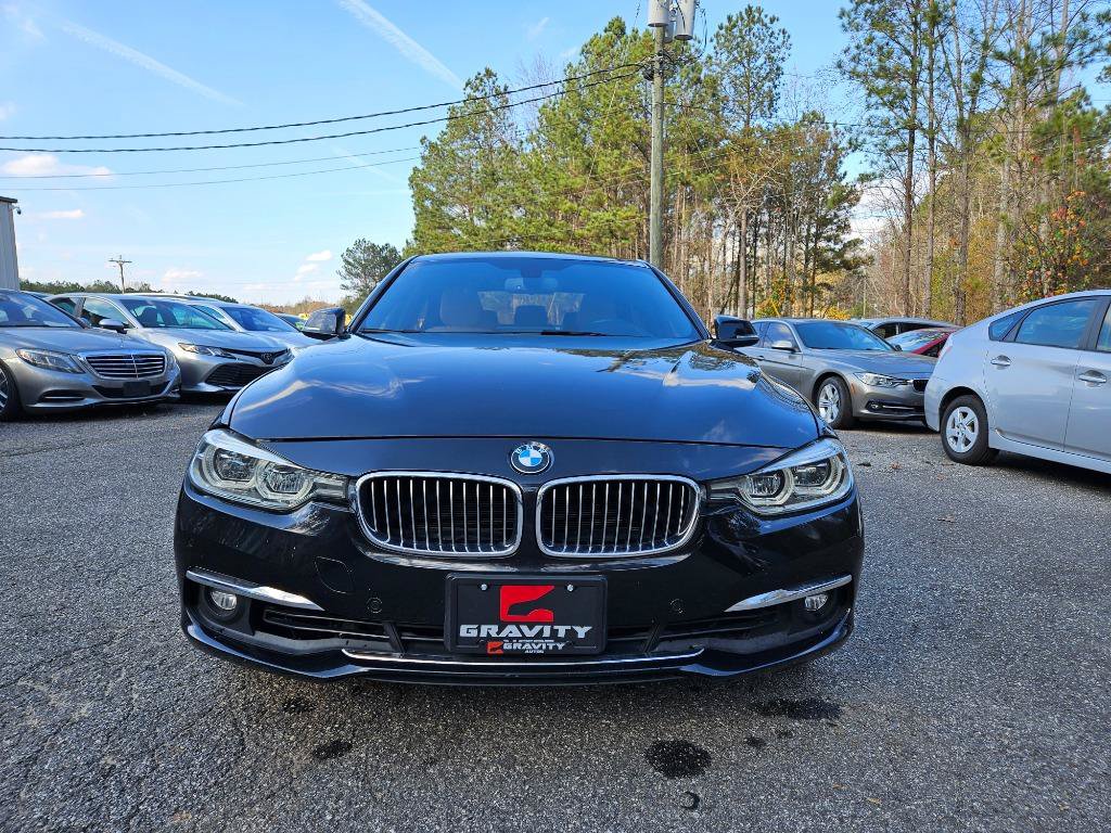 Used 2018 BMW 330i xDrive Sedan w/ Premium Package AWD/4WD image 2