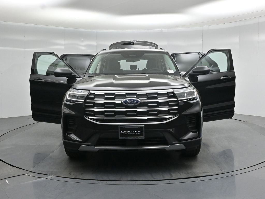 New 2026 Ford Explorer Active RWD image 31