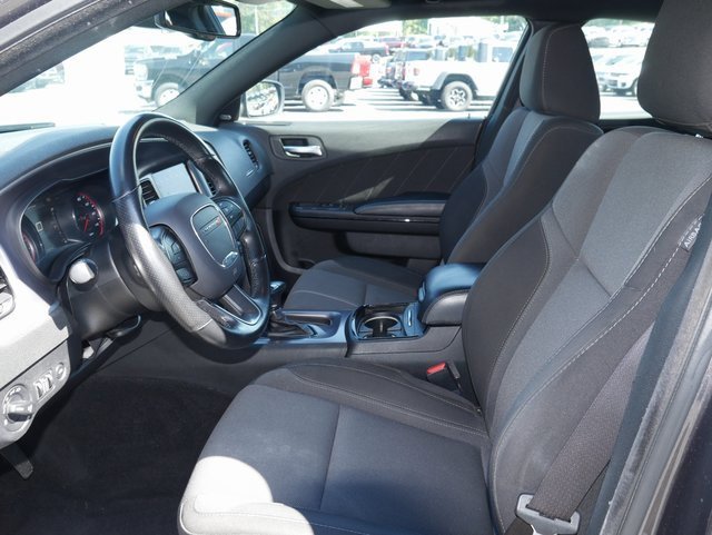 Used 2021 Dodge Charger SXT w/ Blacktop Package image 2