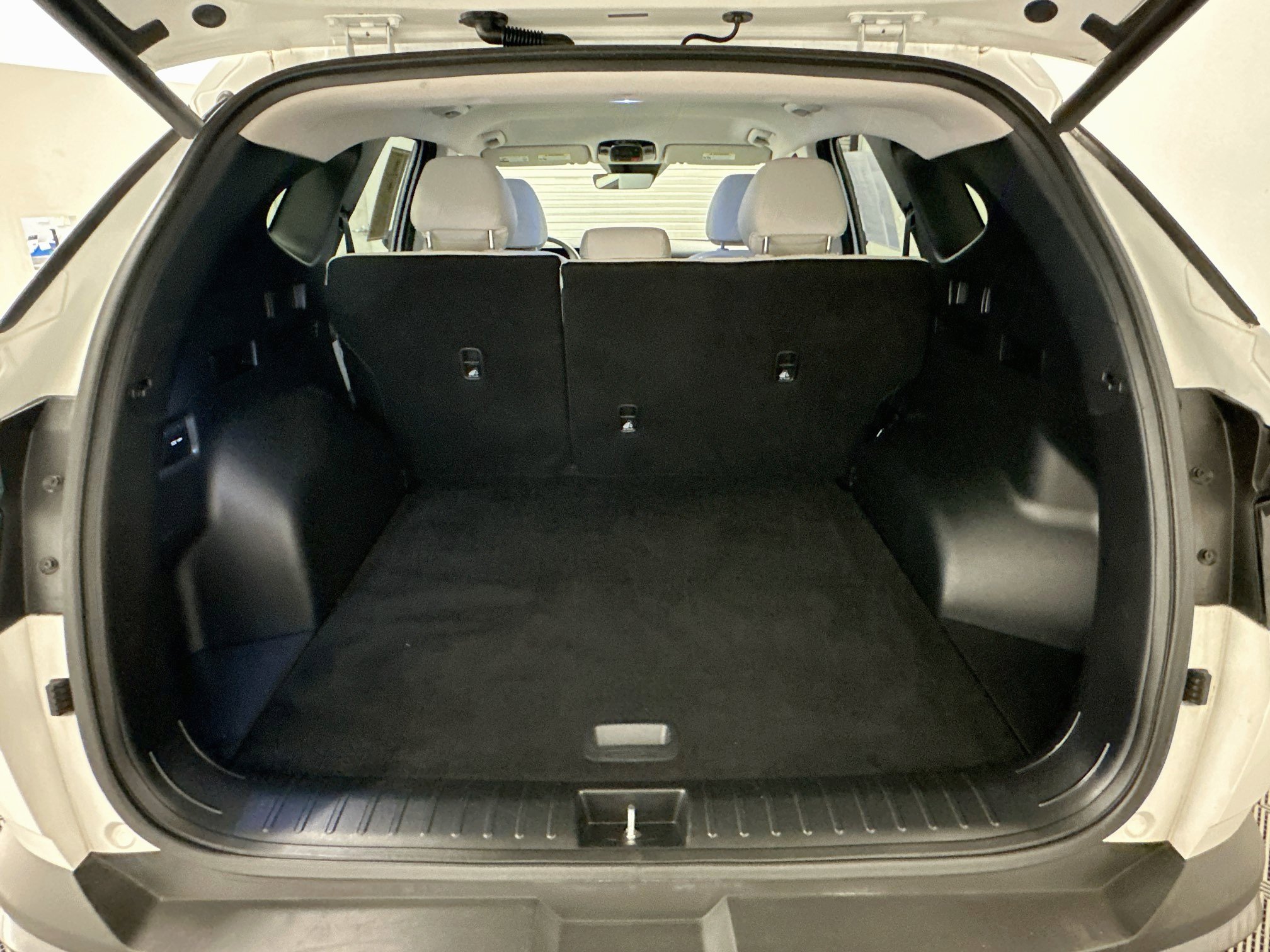 Used 2025 Hyundai Tucson SEL AWD/4WD image 29