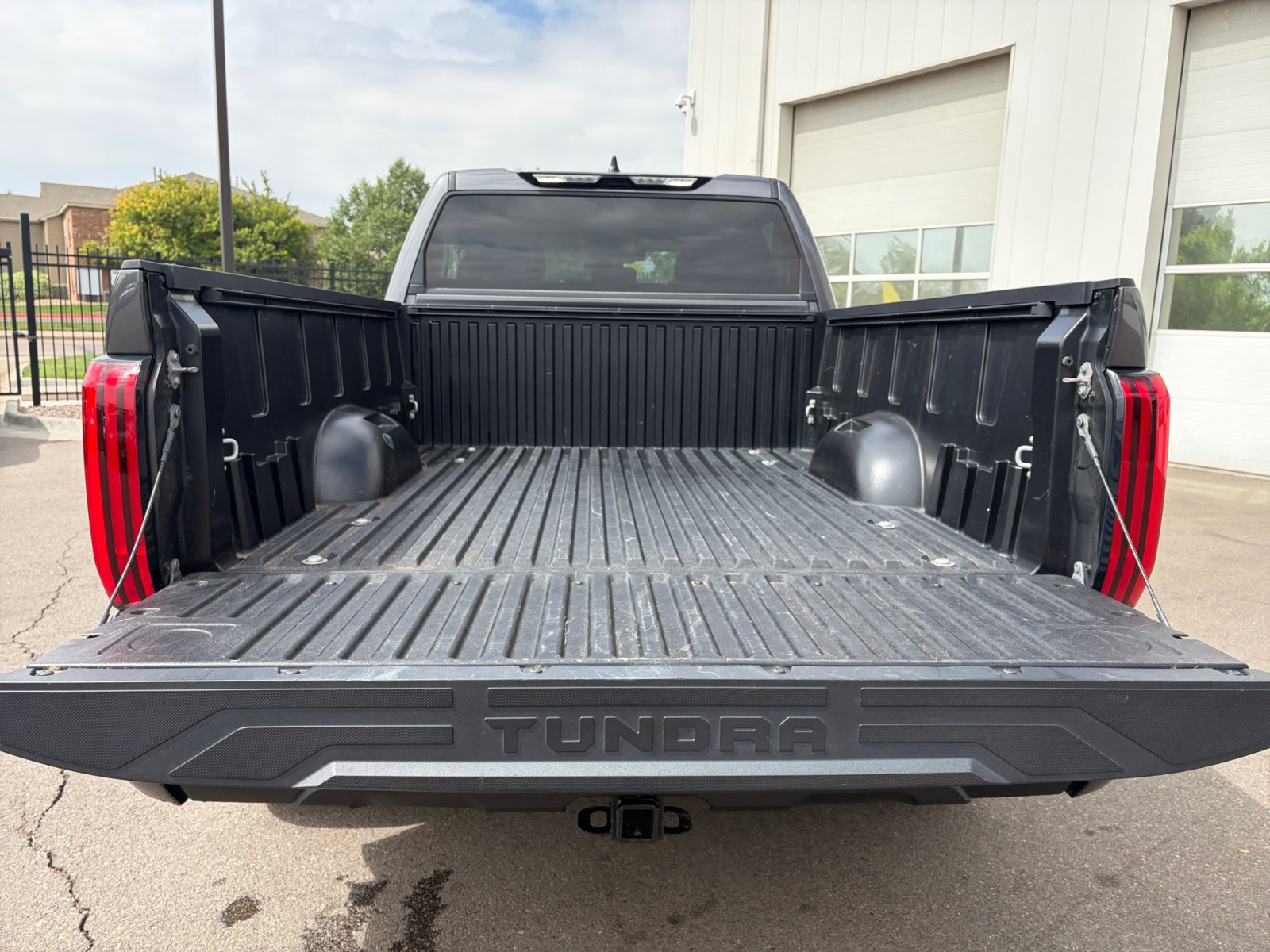 Used 2022 Toyota Tundra SR5 AWD/4WD image 28