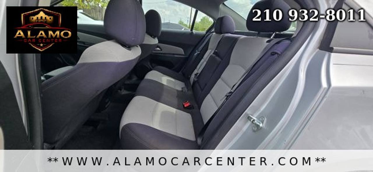 Used 2014 Chevrolet Cruze LS FWD image 27