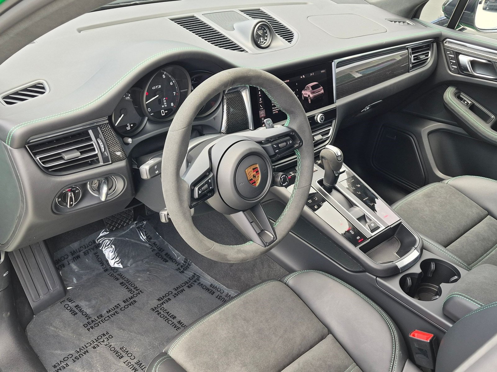 New 2026 Porsche Macan GTS AWD/4WD image 4