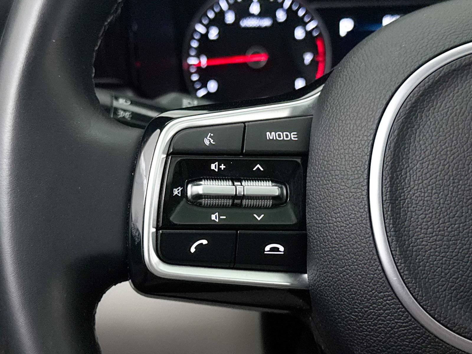 Used 2023 Kia Sorento S w/ Panoramic Sunroof Package FWD image 37