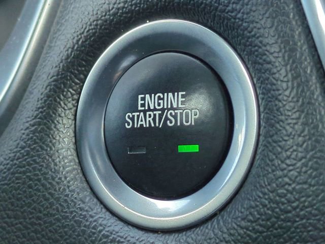 Used 2023 Chevrolet Traverse RS AWD/4WD image 28