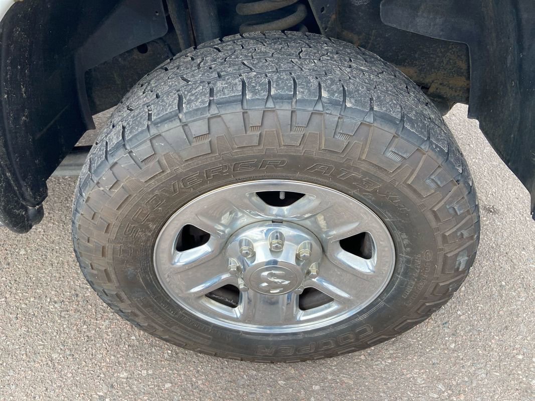 Used 2015 RAM 3500 SLT w/ Cold Weather Group image 13
