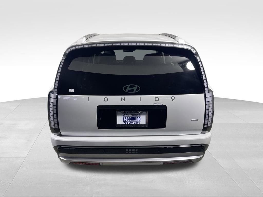 New 2026 Hyundai Ioniq 9 SEL image 4