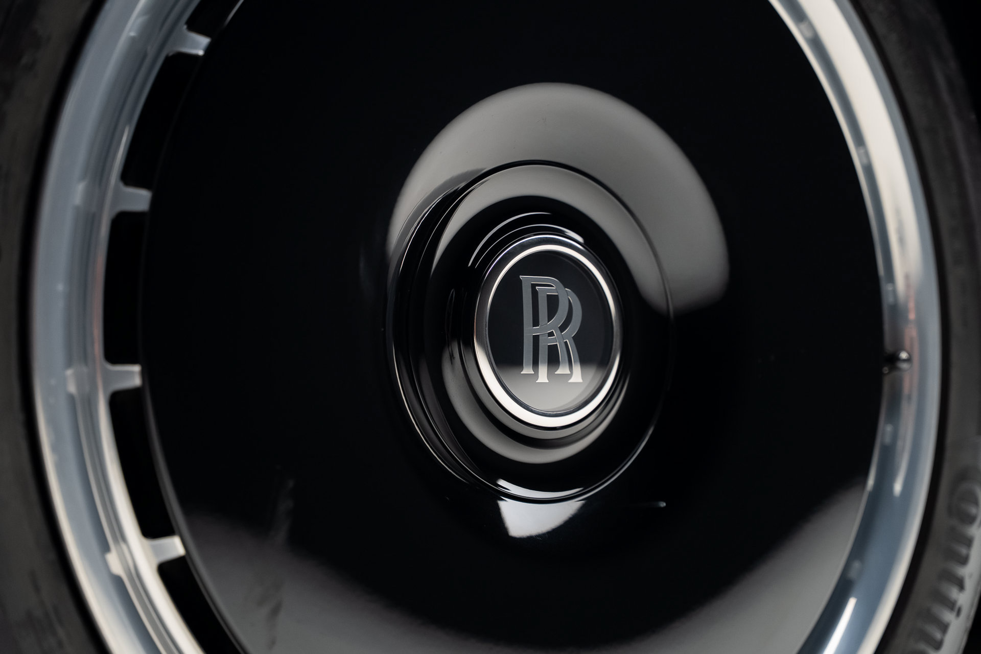 Used 2024 Rolls-Royce Phantom Extended Wheelbase RWD image 23
