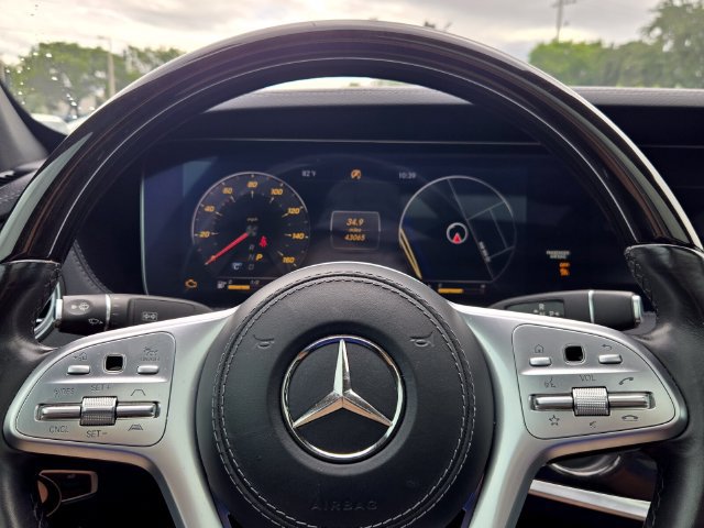 Used 2020 Mercedes-Benz S 560 4MATIC Sedan w/ AMG Line Exterior image 22