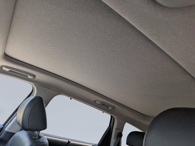 Used 2020 Hyundai Santa Fe Limited image 15