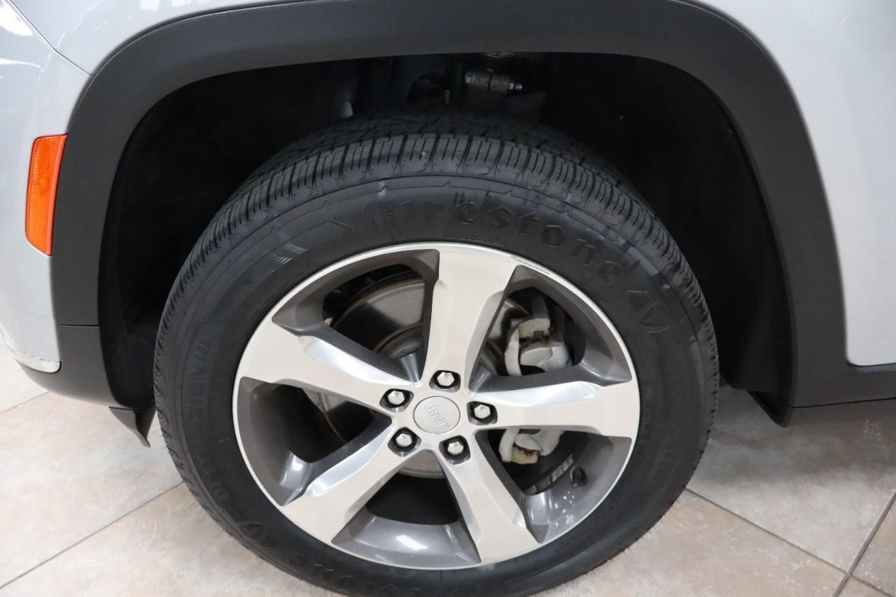 Used 2021 Jeep Grand Cherokee L Limited AWD/4WD image 42