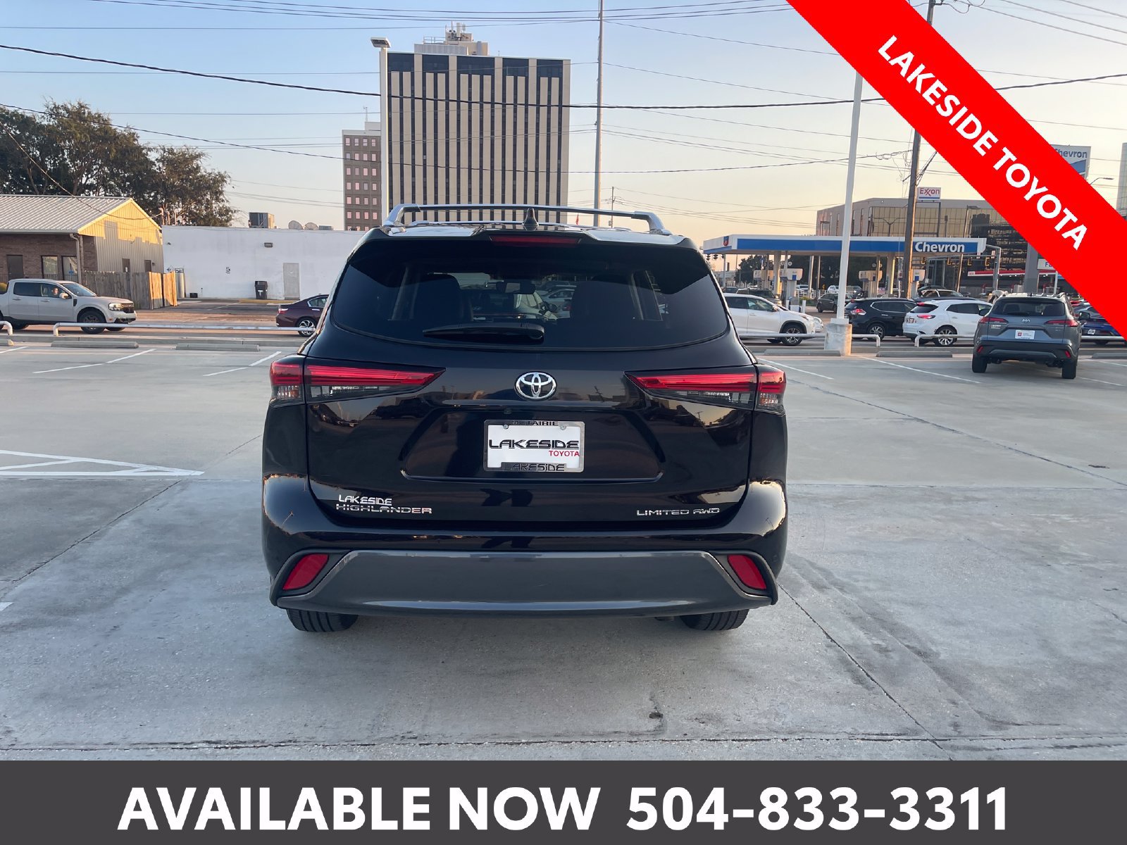 Used 2022 Toyota Highlander Limited AWD/4WD image 4
