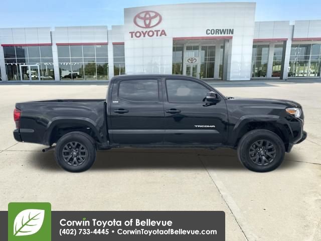 Used 2023 Toyota Tacoma SR5 w/ Technology Package image 6