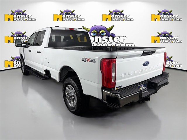 Used 2024 Ford F350 XLT image 7