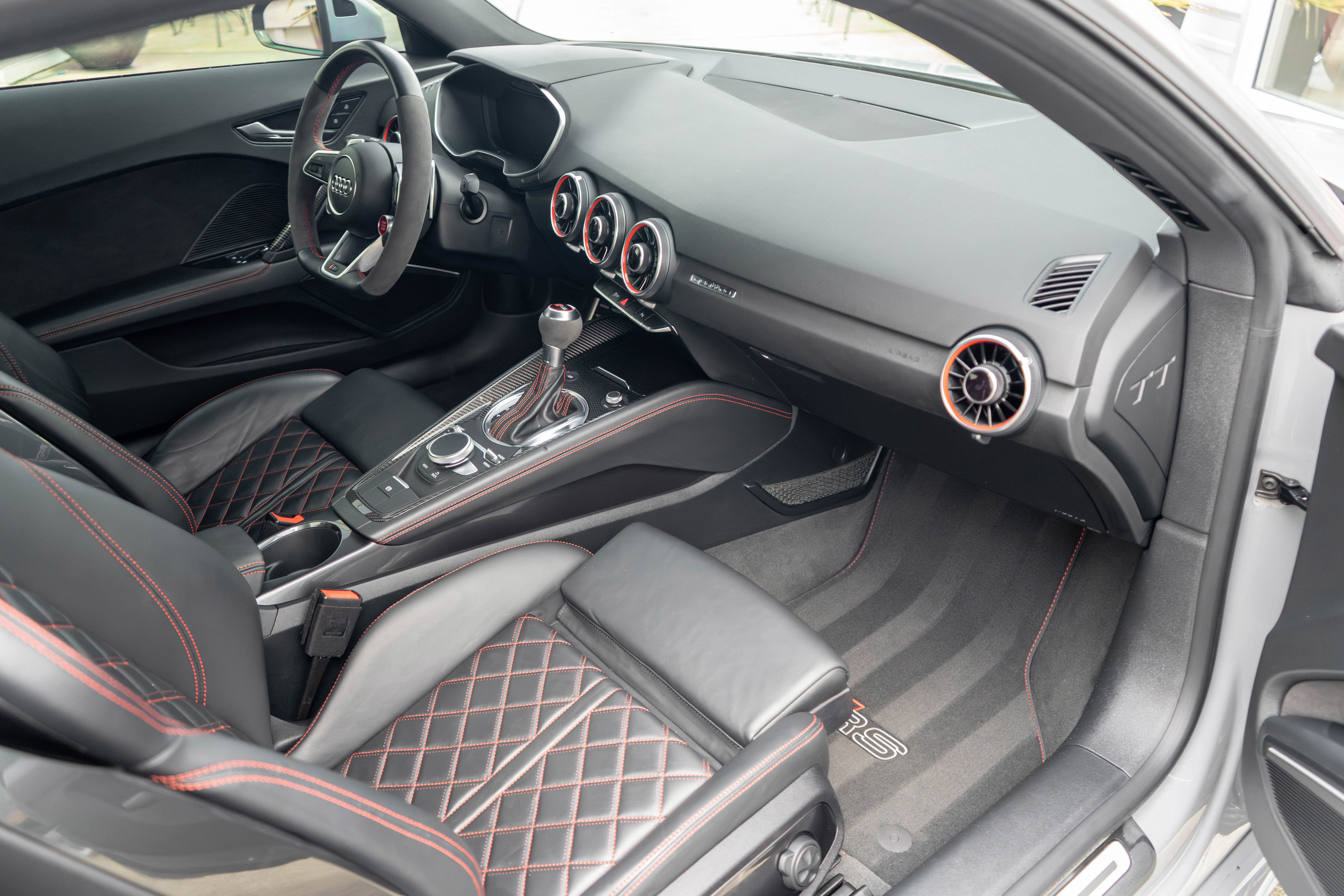 Used 2018 Audi TT RS image 26