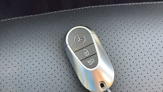 Certified 2026 Mercedes-Benz GLC 300 4MATIC image 37