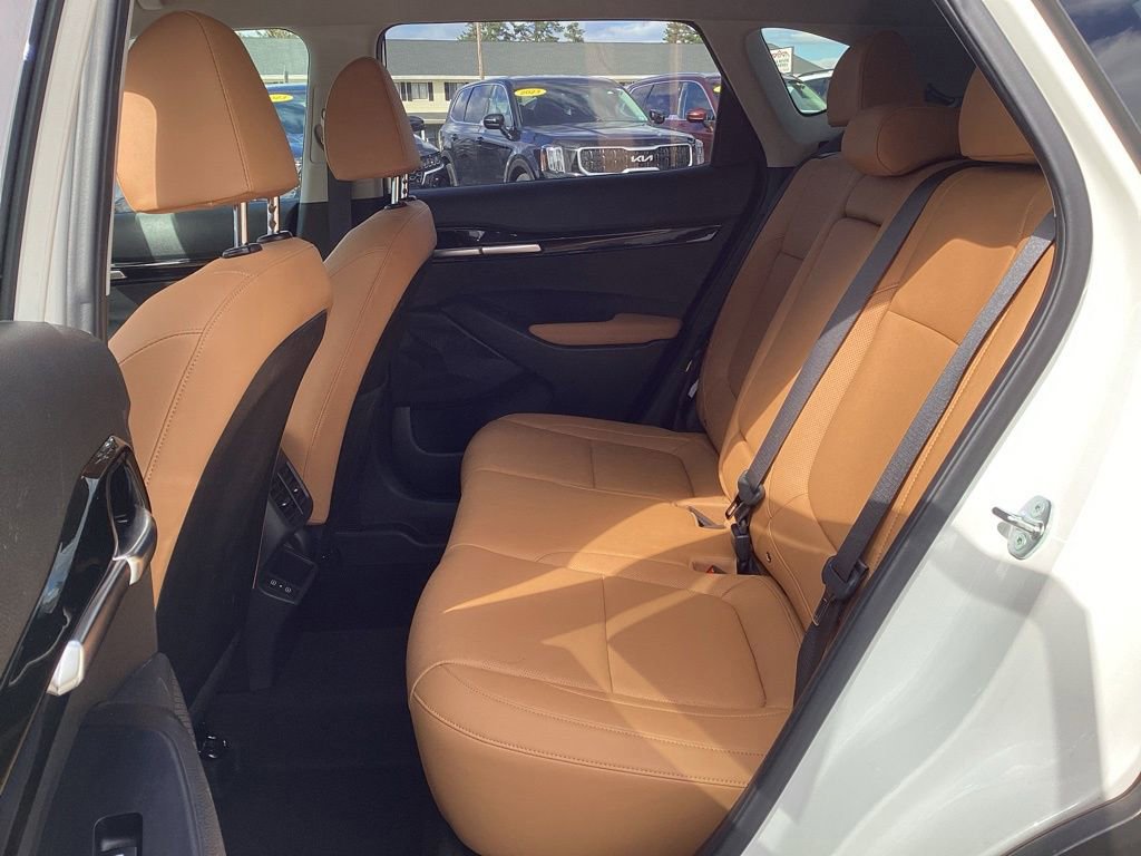 Used 2024 Kia Seltos SX AWD/4WD image 12
