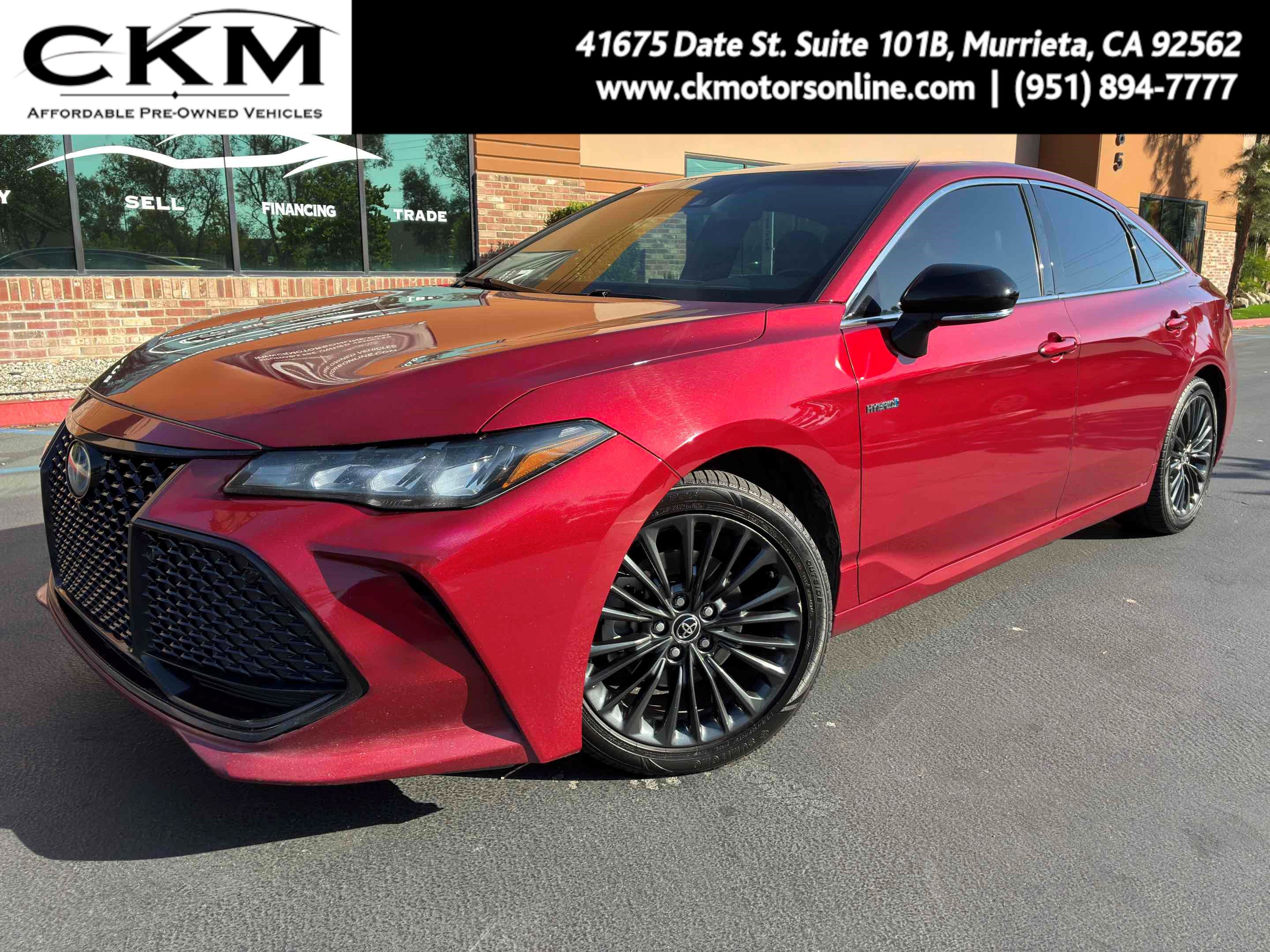 Used 2021 Toyota Avalon XSE w/ Carpet Mat Package (TMS) FWD image 1