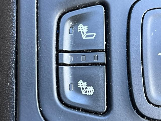Used 2019 GMC Terrain SLE w/ GMC Pro Grade Package AWD/4WD image 8