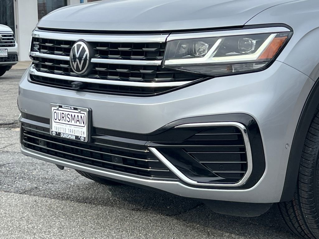 Certified 2023 Volkswagen Atlas Cross Sport SEL Premium R-Line image 9