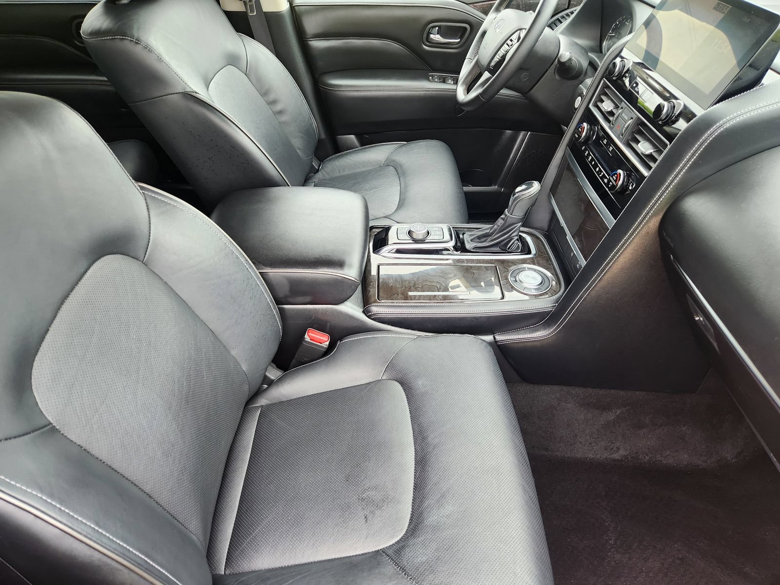 Used 2024 INFINITI QX80 Luxe RWD image 17