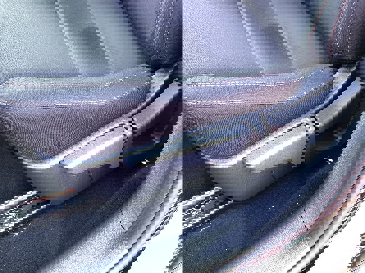 New 2025 Nissan Sentra SR w/ Midnight Edition image 23