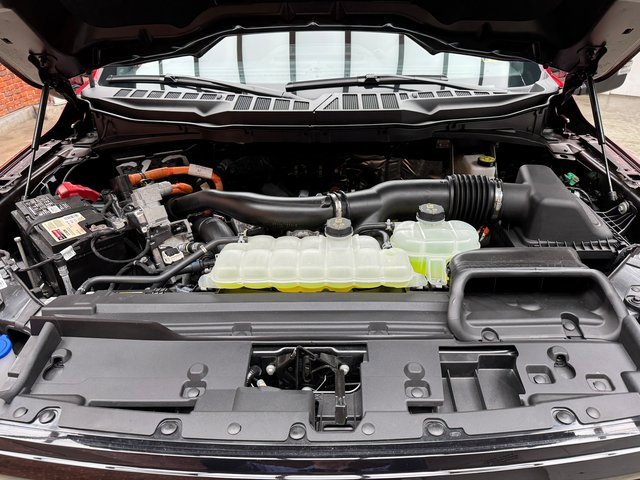 Certified 2025 Ford F150 XLT w/ Equipment Group 303A High image 29