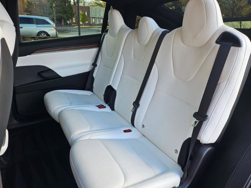 Used 2022 Tesla Model X image 62