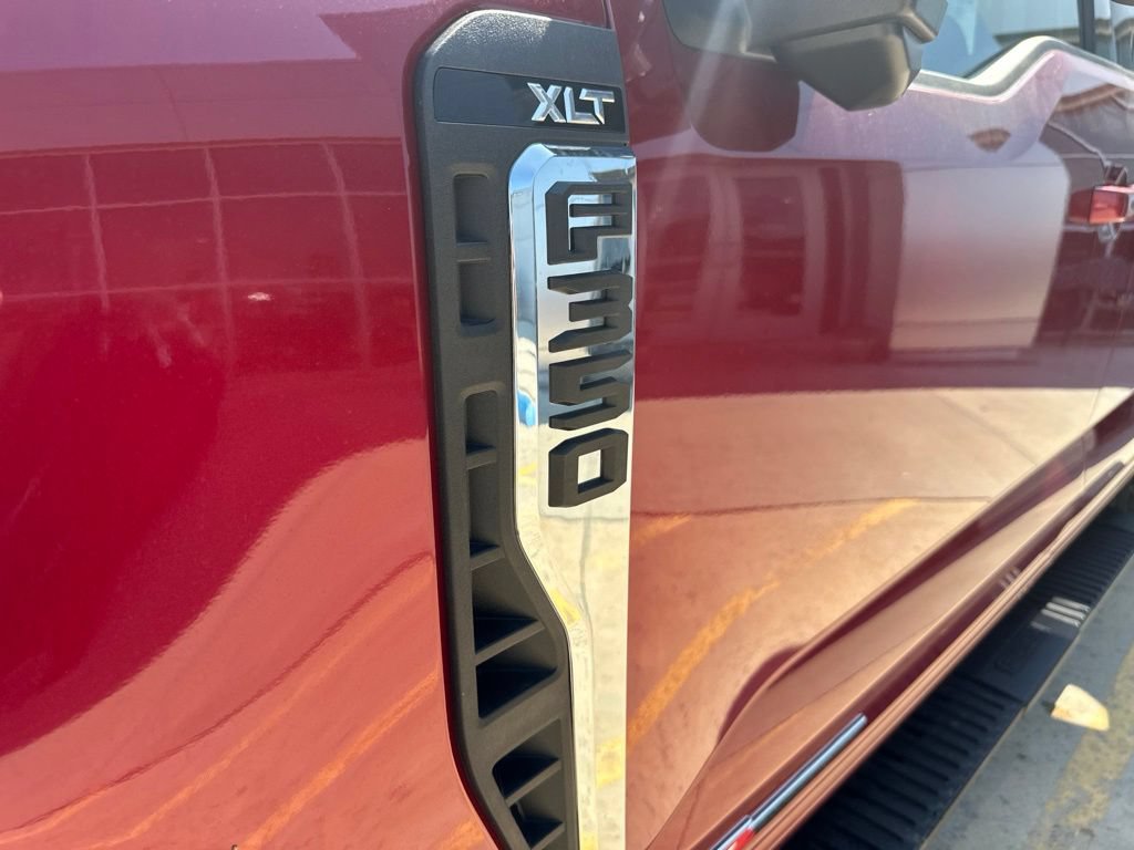 New 2026 Ford F350 XLT w/ XLT Premium Package AWD/4WD image 38