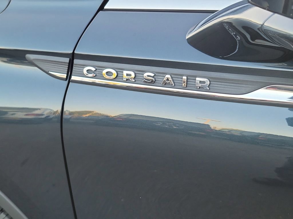 Used 2020 Lincoln Corsair Reserve image 24