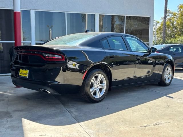 Used 2023 Dodge Charger SXT RWD image 3
