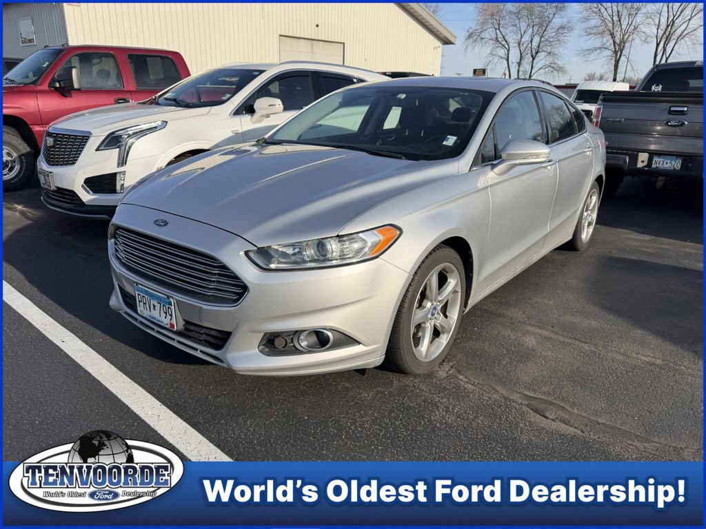 Used 2013 Ford Fusion SE FWD image 1
